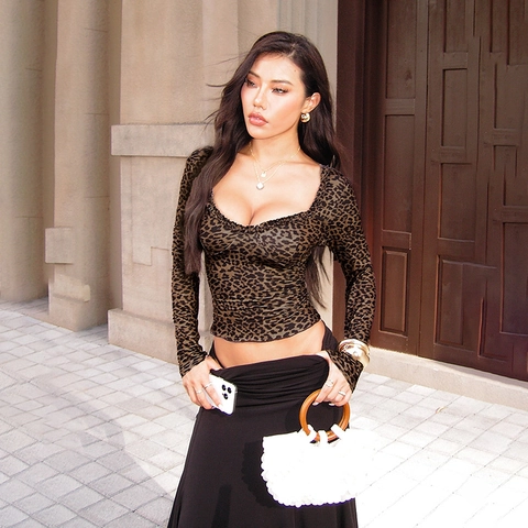 Leopardenmuster Langarm Slim Fit Oberteil Sexy Salat Saum Cropped T-Shirt U Ausschnitt Streetwear Mode Polyester Bluse