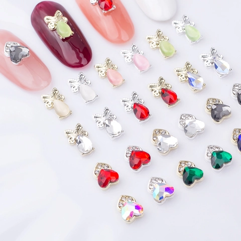 Decoraciones De Arte De Uñas Aleación Diamantes De Imitación Mariposa Corazón 3D Joyería DIY Manicura Accessorios Lujo Gema Artificial
