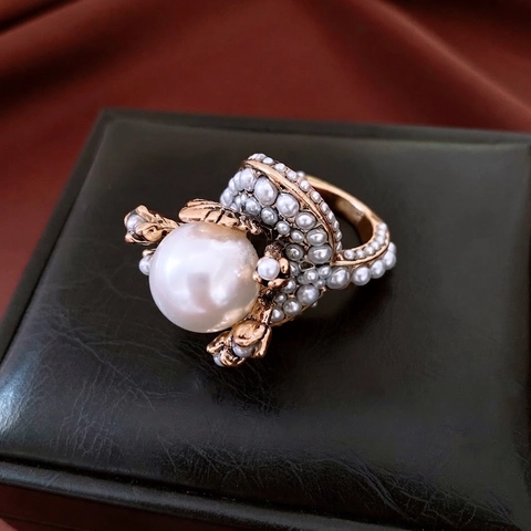 Vintage Baroque Flower Ring Alloy With Large White Imitation Artificial Pearl Palace Style Statement Jewelry For Women