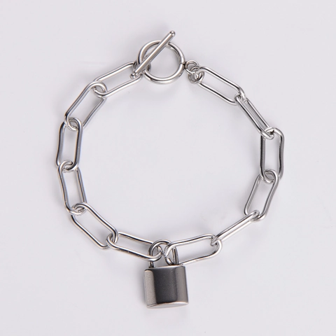 Bracciale A Catena A Maglie Graffetta Minimalista Acciaio Inossidabile 304L Chiusura OT Ciondolo A Cuore Con Lucchetto