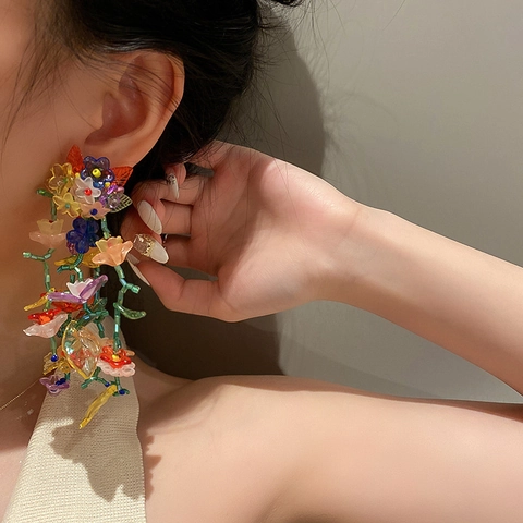 Boucles D'oreilles Fleuries Avec Perles En Acrylique Et Résine Tissées Main Long Pompon Branche Style De Vacances Doux