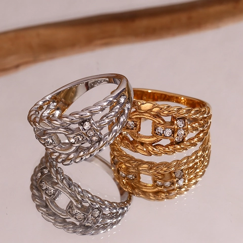 Stainless Steel Geometric Twisted Rope Hollow Out Band Ring For Women 18K Gold Plated Rhinestone O-Shaped Hand Jewelry