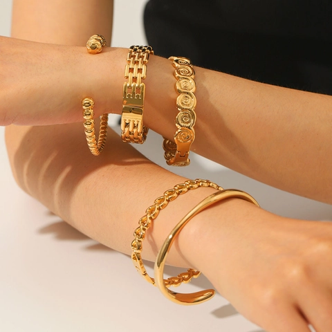 Stainless Steel 18K Gold Plated Bangle Bracelet Minimalist Open Cuff Waterproof Hypoallergenic Fashion Jewelry For Women