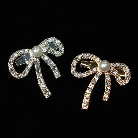 Elegante Spilla A Fiocco Lega Di Zinco Strass Perla Artificial Sintetica Gioielli Di Moda Accessorio Per Donna Decorazione Abbigliamento
