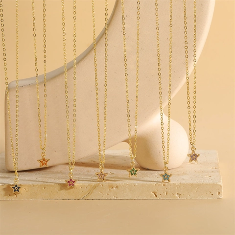 Collana con Ciondolo a Stella in Zirconia Colorata per Donna Catena a O in Rame Placcato Oro Gioielli Choker a Stella