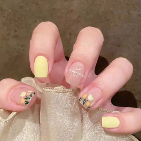 Press On Nails Yellow Tulip Flower Pattern Artificial Pearl Decor Detachable Fake Nails Full Cover Square Round For Women