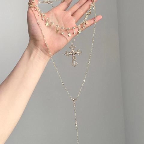Collier Multi-Rangs En Alliage Avec Strass Pendentif Croix Et Charmes Étoiles Longue Gland Style Boho Pour Femmes