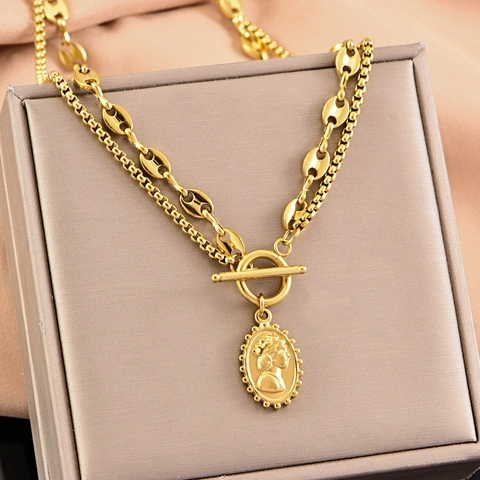 Collier Double Couche Relief Portrait Et Bracelet Et Boucles Oreilles Acier Titane Plaqué Or Bijoux Pièce Femmes