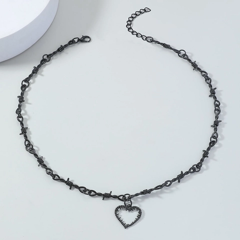 Collana con Pendente a Cuore in Filo Spinato Punk Hip Hop Gotico Dark Style Lega Catena con Spine Choker per Uomo Donna Gioielli Regalo