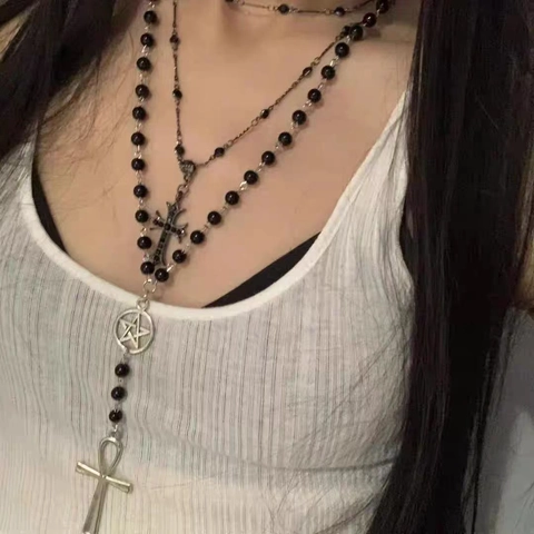 Vintage Cross Pendant Black Bead Necklace Goth Punk Layered Clavicle Chain Alloy Jewelry For Women Retro Dark Style