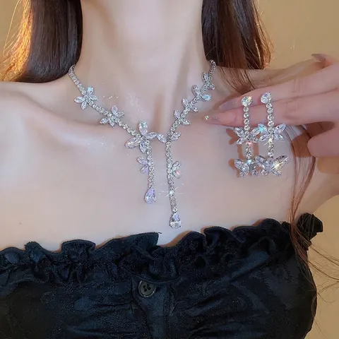 Collana E Orecchini A Farfalla Con Zirconi Intarsiati Lusso Elegante Nappa Per Donna Festa Matrimonio Perno In Argento