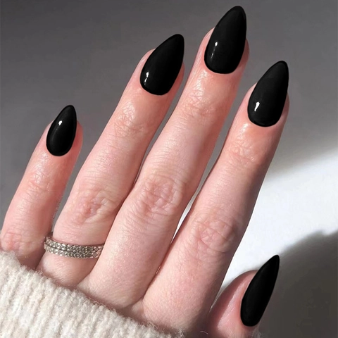Short Almond Press On Nails Solid Black Glossy Full Cover Artificial False Nails For Women Daily DIY Manicure