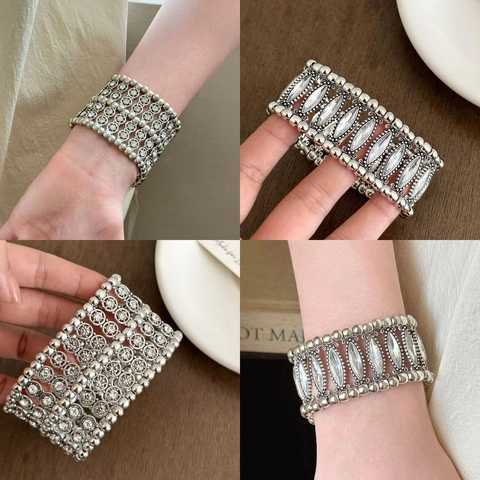 Pulsera Ancha De Aleación Vintage Para Mujer Con Diamantes De Imitación Elástica De Doble Capa Brazalete Geométrico Plateado Retro
