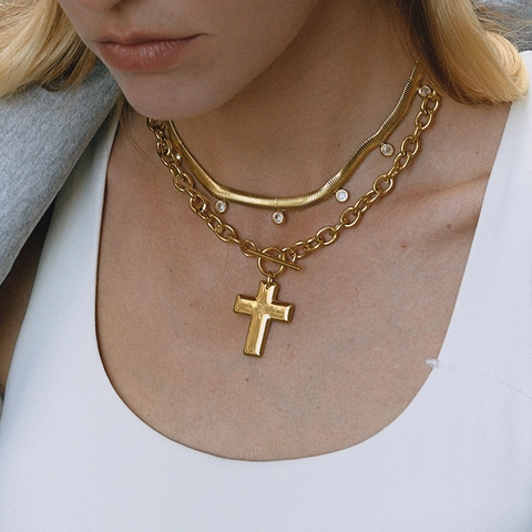 Stainless Steel Cross Pendant Necklace 18K Gold Plated Toggle Clasp Chunky Chain Minimalist Jewelry For Women Waterproof