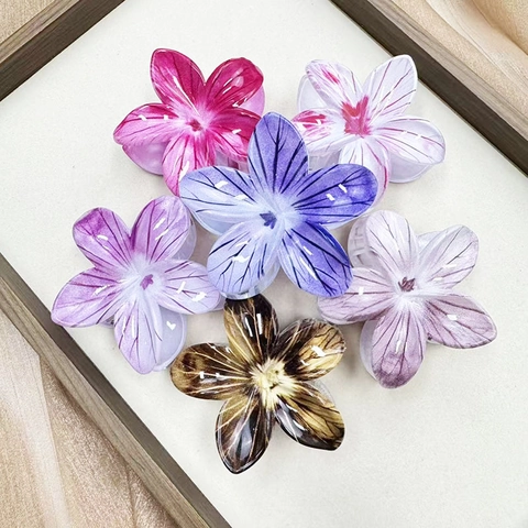 Élégantes Pinces à Cheveux Fleur de Frangipanier en Résine pour Femmes Accessoires de Coiffure Floraux Style Vacances à la Plage