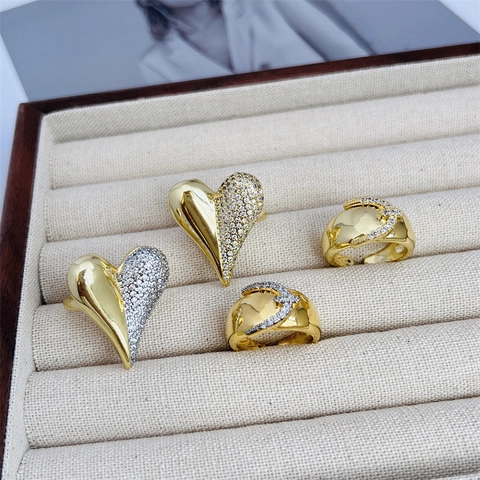 18K Gold Plated Copper Zirconia Adjustable Ring Heart Horseshoe Belt Buckle Design Elegant Fashion Jewelry Gift For Women