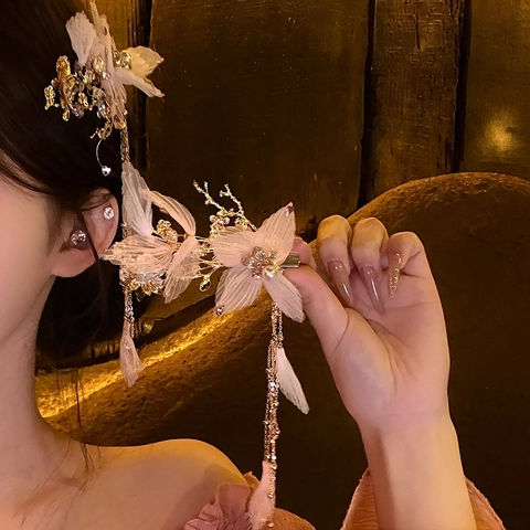 Fairy Flower Tassel Hair Clips With Fabric Petals Rhinestones And Imitation Artificial Pearls Sweet Gold Duckbill Hairpins For Women