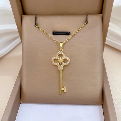 Collana Con Ciondolo A Chiave Tono Oro Catena In Acciaio Al Titanio Gioielli In Rame Con Zirconi Elegante Design A Stella Donna