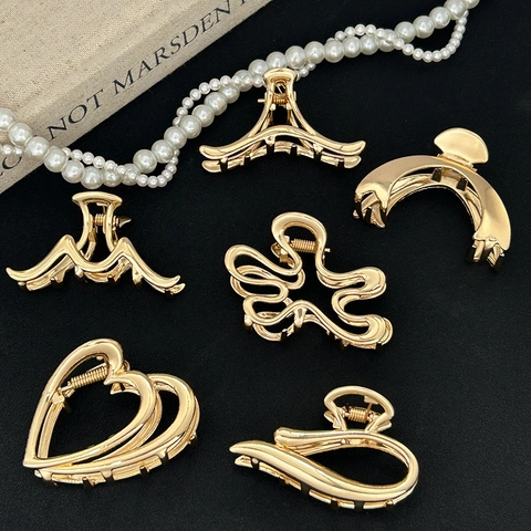 Alloy Metal Hair Claw Clips Large Geometric Heart Shape Shark Hairpins For Thick Hair Elegant Gold Silver Accessories