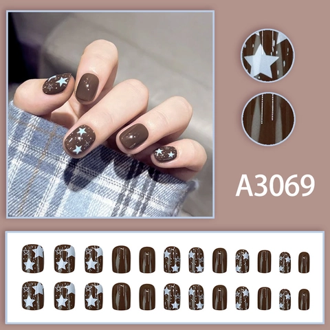 Faux Ongles À Presser Marron Foncé Motif Étoile Carré Court Brillant Ongles Artificiels Pour Femmes Style Automne