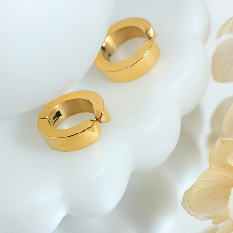 Orecchini A Cerchio Tondi Minimalisti In Acciaio Titanio Placcato Oro 18 Carati Clip Senza Foro Per Donne Uomini Gioielli Alla Moda