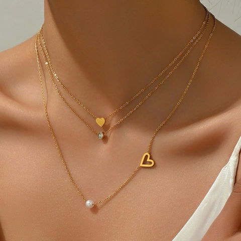 Collana A Strati Acciaio Inossidabile Placcato Oro 18K Cuore Perla Artificial Zircone Tripla Catena Gioielli Moda Minimalisti Donna