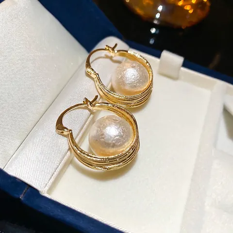 Orecchini A Cerchio Con Künstliche Perle Tonde Vintage Placcati Oro 16K Rame Gioielli Eleganti Temperamento Per Donna Quotidiani