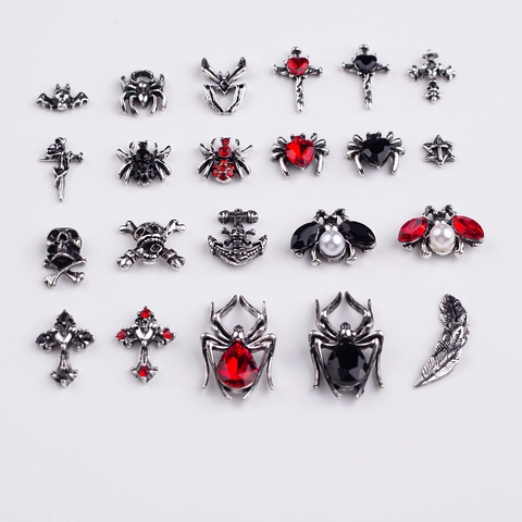 Ciondoli Per Unghie Halloween Gotico Lega Argento Retrò Ragno Teschio Croce Strass Decorazione Manicure Stile Punk Accessorio DIY