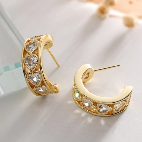 Eleganti Orecchini A Cerchio A Forma Di C Con Zircone A Cuore Rame Placcato Oro Gioielli Di Moda Stile Retrò