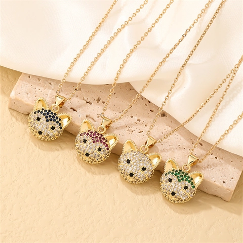 Luxury Copper Animal Pendant Necklace With Pave Rhinestone High-End Electroplated Wolf Bear Cat Animal Charm Jewelry For Women
