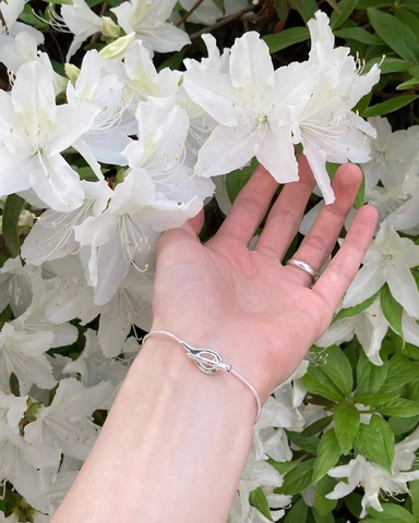 S925 Sterling Silver Snake Bone Chain Necklace For Women Minimalist Toggle Clasp Clavicle Chain Fashionable Plain Necklaces Jewelry Gift
