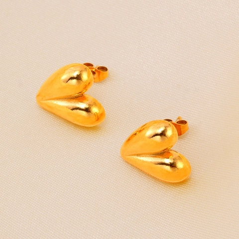 INS Fashion 18K Gold Plated Stainless Steel Heart Stud Earrings For Women Minimalist Metallic Style Heart Shaped Jewelry Gift