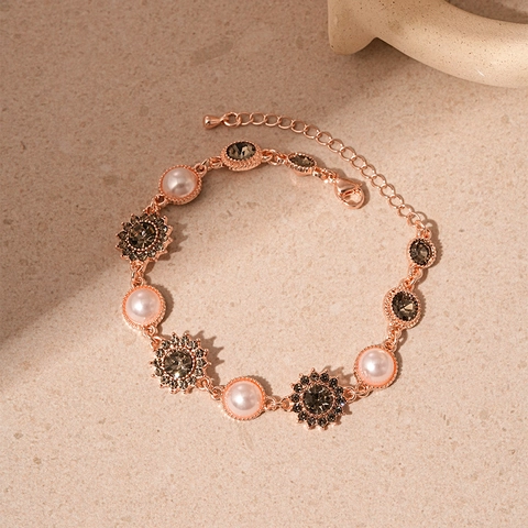 Vintage Rose Gold Alloy Bracelet With Sunflower Rhinestones And Imitation Artificial Pearls For Women Elegant Jewelry