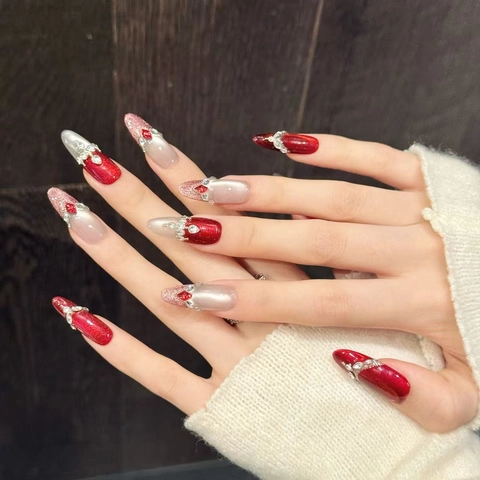 Handmade Press On Nails Long Oval Stiletto Luxury Red Cat Eye With Rhinestone Artificial Pearls Gradient Glossy False Nails For Women