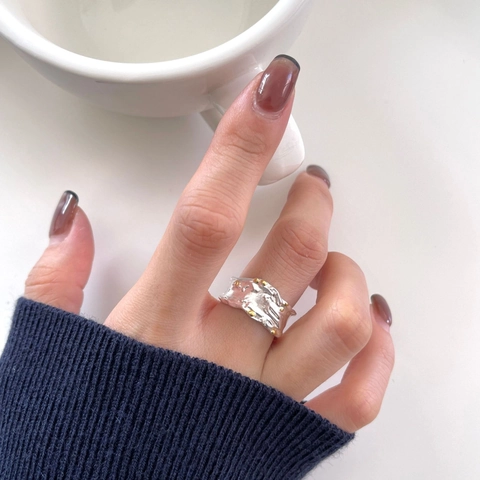 Anello In Argento Sterling 925 Trama Fusa Irregolare Punti Dorati Fascia Aperta Regolabile Stile Designer Per Donne