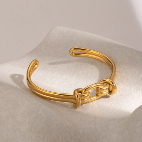 Minimalistischer Edelstahl Armreif Für Damen 18K Vergoldet Verknotetes Design Modischer Industrieller Schmuck Eleganter Reif