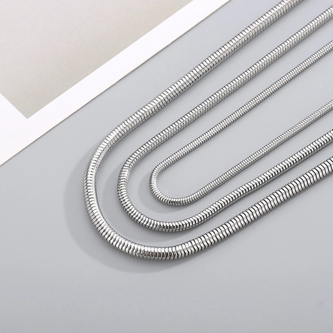Unisex Titan Stahl Schlangenknochen Kette Halskette 18K Vergoldet Minimalist Wasserdicht Hals Schmuck Zubehör Mode Geschenk