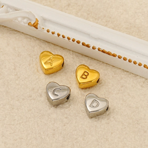 Herz Initialen Anhänger Halskette 18K Vergoldet Edelstahl Alphabet Buchstabe Charmanter Schmuck Für Frauen Mädchen