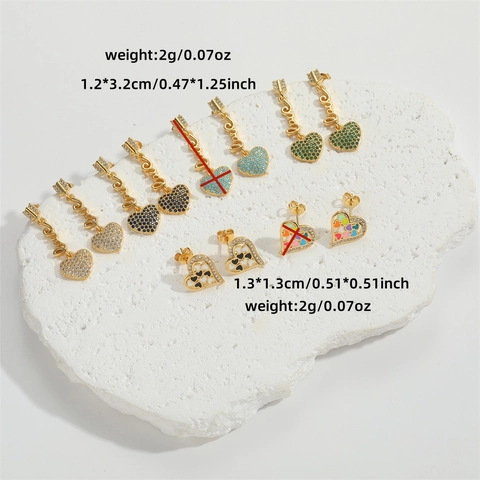 Elegantes Pendientes de Gota de Corazón de Cobre y Circonia para Mujer Chapado en Oro Esmalte Letra Love Estilo Gótico