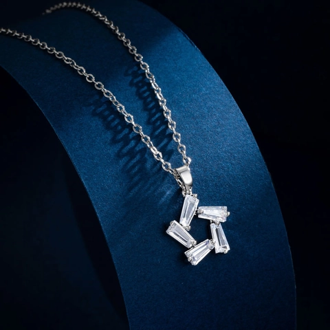 Star Pendant Necklace Sparkling Zircon Inlaid Stainless Steel Chain Minimalist Hollow Pentagram Jewelry For Women
