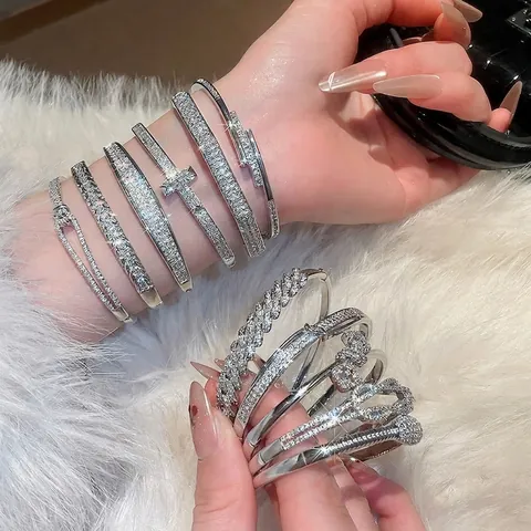 Fonkelende Zirkonia Hart Open Armband Koper Verguld Minimalistische Luxe Sieraden Elegant Cadeau Voor Dames Mode
