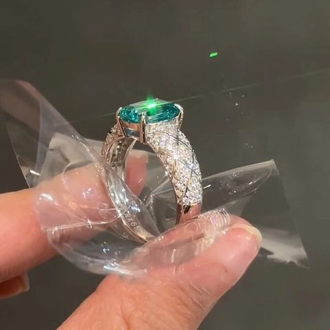 Anello Di Lusso Zircone Verde Taglio Smeraldo Motivo Trapuntato Fascia Larga Pavé Zirconia Gioielli Per Donna Anello Aperto Regolabile