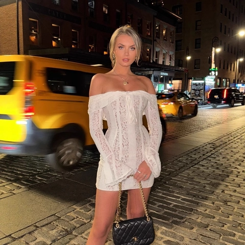 Vestito Corto Pizzo Spalle Scoperte Maniche Lunghe A Campana Lacci Sexy Aderente Elegante Bianco Festa