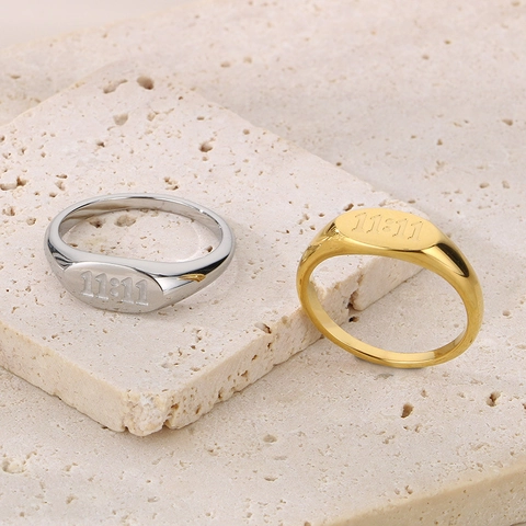 Bague Chevalière En Acier Inoxydable Gravée Numéro D'ange 11 11 Ovale Polie Bande De Mode Minimaliste Pour Hommes Femmes