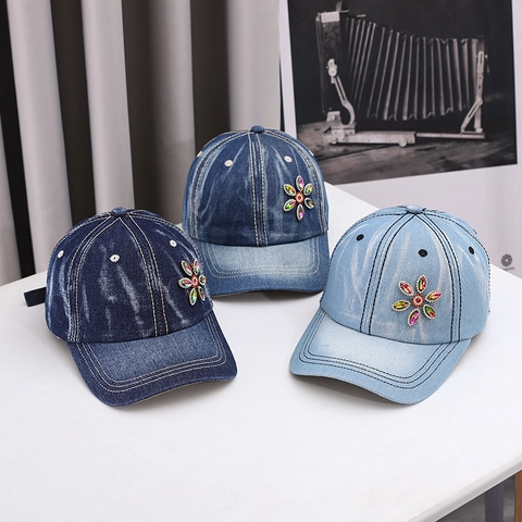 Denim Baseballkappe Mit Bunten Strassblumen Gewaschen Distressed Outdoor Casual Vintage Trendy Hut Für Damen