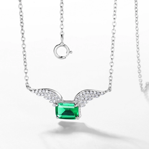 Vintage 925 Sterling Silver Lab-Grown Emerald Angel Wings Pendant Necklace For Women Luxury Zirconia Inlaid Jewelry