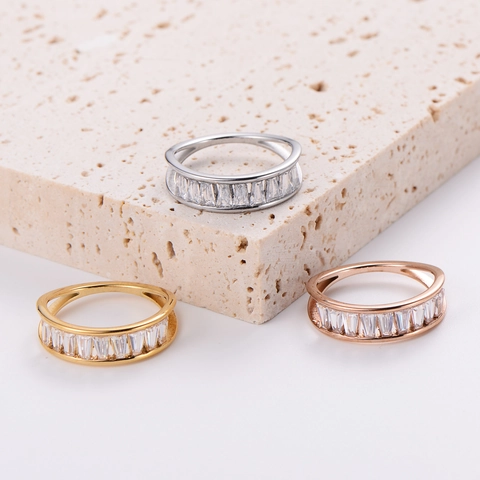 Stainless Steel Rhinestone Ring Cubic Zirconia Geometric Hollow Band For Women Light Luxury Jewelry Gift
