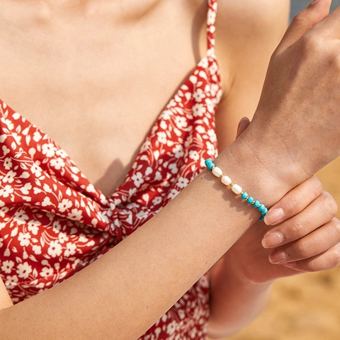 Natural Freshwater Pearl Beaded Bracelet With Faceted Turquoise Beads And 18K Gold Plated Spacers Exotic Jewelry