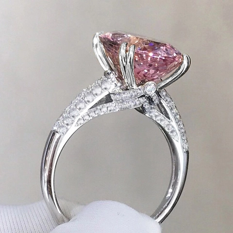 Luxury Oval Pink Simulated Gemstone Ring Copper Cubic Zirconia Pave Wedding Engagement Band Jewelry For Women