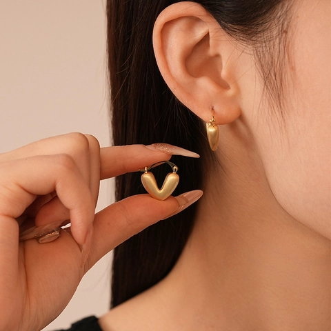 Orecchini A Cerchio Geometrici Cuore Minimalisti Donne Ottone Spazzolato Opaco Con Perno In Acciaio Gioielli Vintage